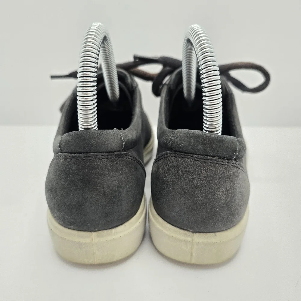 Ecco | Soft 7 black leather sporty tennis prep low-top sneakers | WMS 5